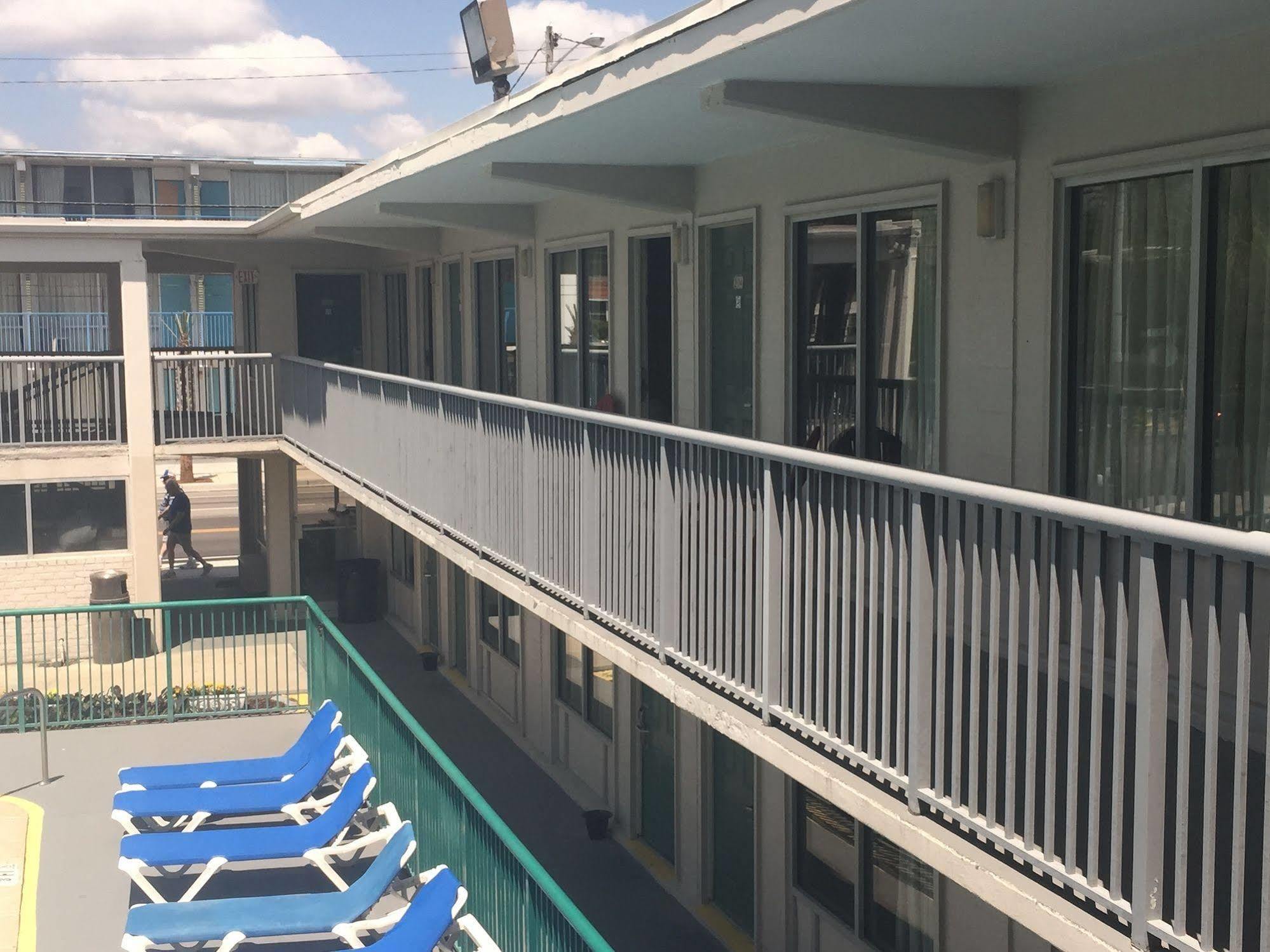 Admiral Motor Inn Myrtle Beach Extérieur photo