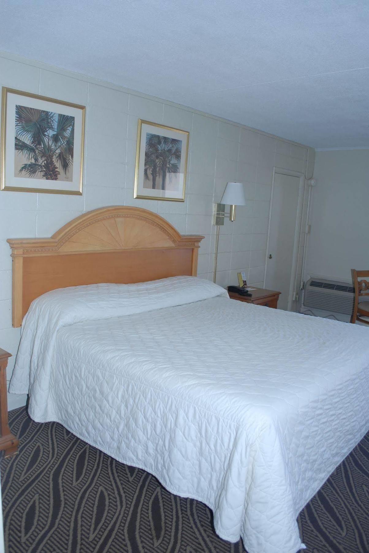 Admiral Motor Inn Myrtle Beach Extérieur photo