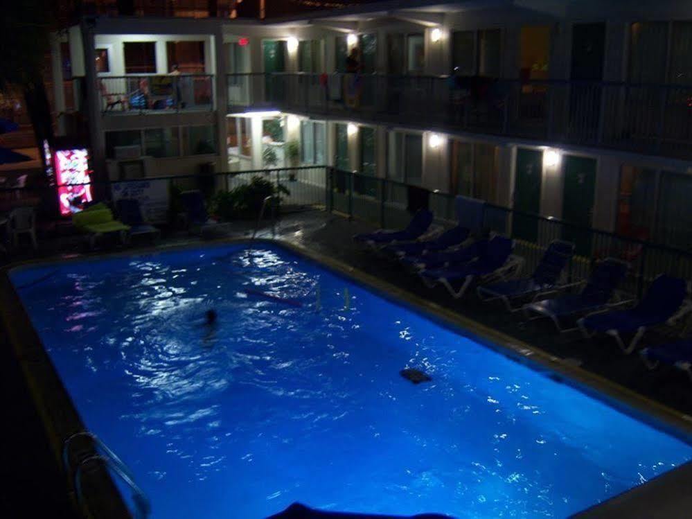 Admiral Motor Inn Myrtle Beach Extérieur photo